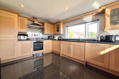 322 Holcombe Road, Greenmount, Bury, BL8 4BD