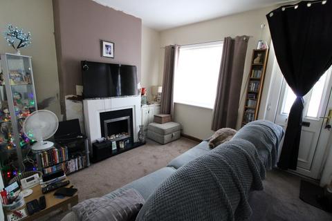 2 bedroom terraced house for sale, School Street, West Yorkshire WF10