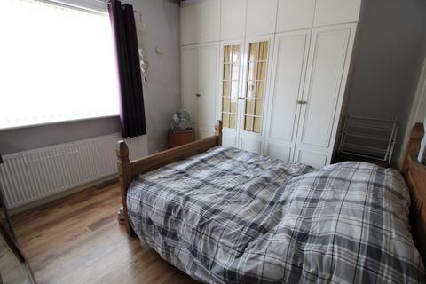 2 bedroom terraced house for sale, School Street, West Yorkshire WF10