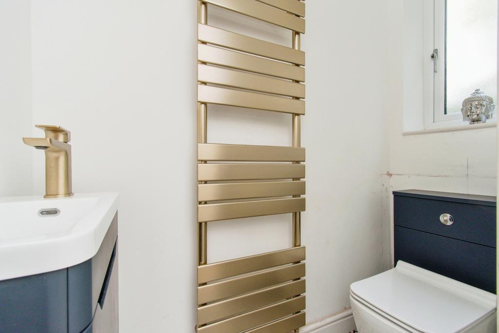Cloakroom/WC