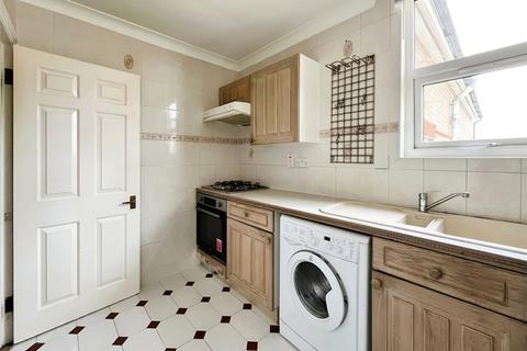 1 bedroom apartment for sale, Blythe Vale, London SE6