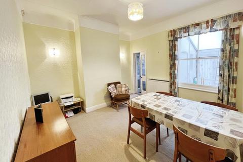 241 Minard Road, Catford, London, SE6 1NH