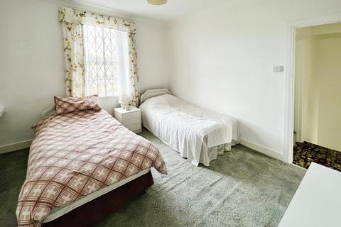 241 Minard Road, Catford, London, SE6 1NH