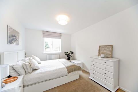 1 bedroom apartment for sale, McMillan Court, London SE6