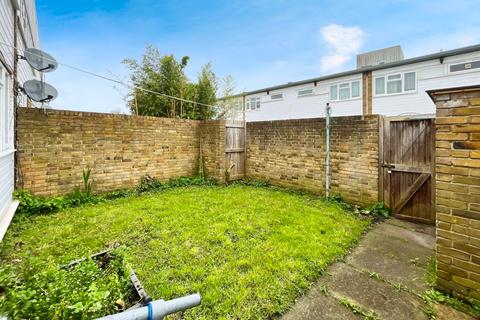 7 Claxton Path, London, SE4 2LR