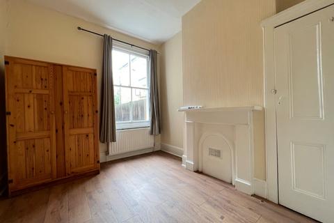 2 bedroom apartment to rent, Childeric Road, London SE14