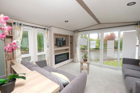 2 bedroom lodge for sale, Malvern View Country & Leisure Park , Worcester WR6