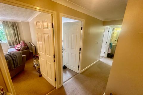 2 bedroom apartment for sale, Brookside Road, Cheadle SK8