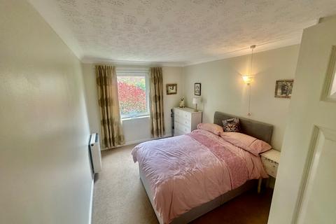 2 bedroom apartment for sale, Brookside Road, Cheadle SK8