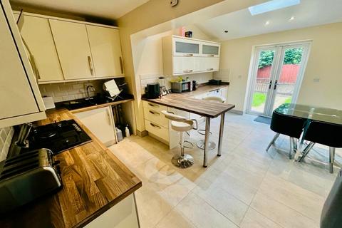 38 Adshall Road, Cheadle, SK8 2JN
