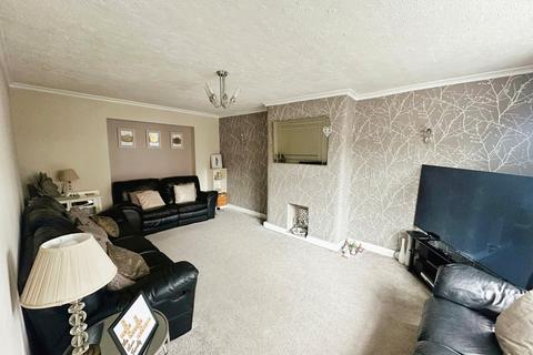 4 bedroom semi-detached house for sale, Bromleigh Avenue, Cheadle SK8