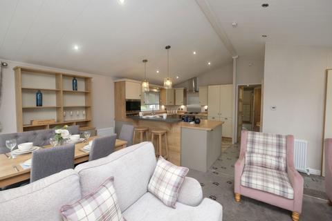 3 bedroom lodge for sale, Malvern View Country & Leisure Park, Worcester WR6