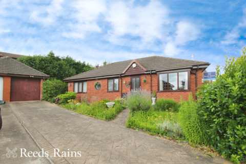3 Whimberry Close, Chorley, PR6 0BZ