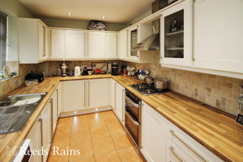 3 bedroom end of terrace house for sale, Ribblesdale Place, Lancashire PR7