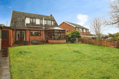 4 bedroom detached house for sale, Walgarth Drive, Lancashire PR7