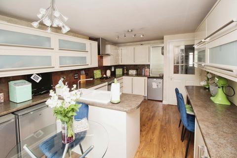 41 Amber Drive, Chorley, PR6 0LA