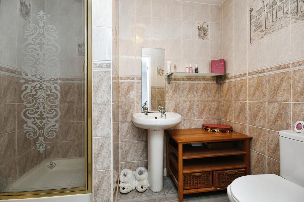 Ensuite