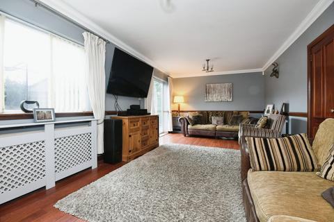 38a Cornwall Drive, Grassmoor, Chesterfield, S42 5DX