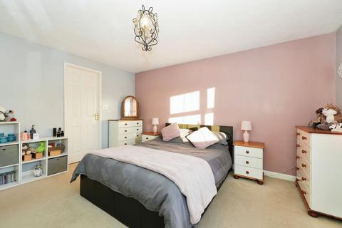 4 bedroom detached house for sale, Springwell Park Drive, Chesterfield S43