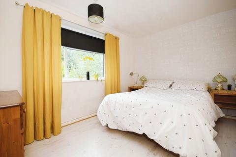 3 bedroom end of terrace house for sale, Harvey Road, Derbyshire S41