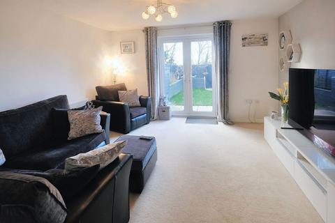 3 bedroom townhouse for sale, Whitworth Close, Brierley Hill DY5