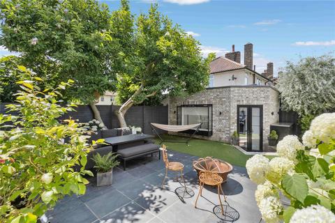 4 bedroom semi-detached house for sale, Kilmington Road, Barnes, London, SW13