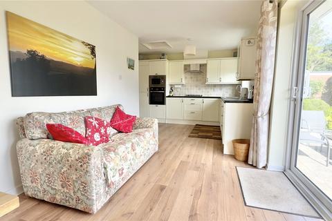 33 Andrews Walk, Wirral, CH60 2SF
