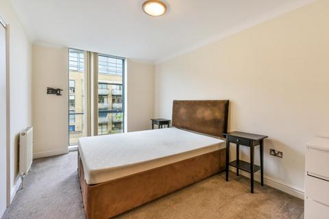 2 bedroom flat for sale, Ferry Lane, Brentford, TW8