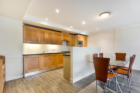 2 bedroom flat for sale, Ferry Lane, Brentford, TW8