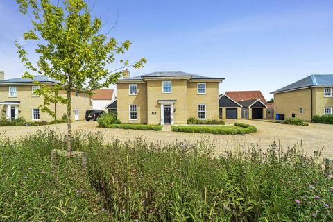 5 bedroom detached house for sale, Roe Deer Drive, Saxon Meadow Development. Capel St Mary