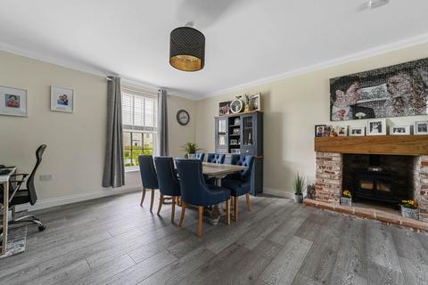 15 Roe Deer Drive, Capel St Mary, Ipswich, IP9 2LN