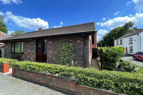 2 bedroom detached bungalow for sale, Hyde Road, Woodley