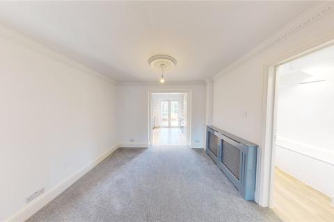 19 Tudor Avenue, Stanford-le-hope, SS17 8BX