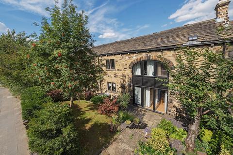 4 bedroom terraced house for sale, The Old Smithy, The Common, Dewsbury, West Yorkshire