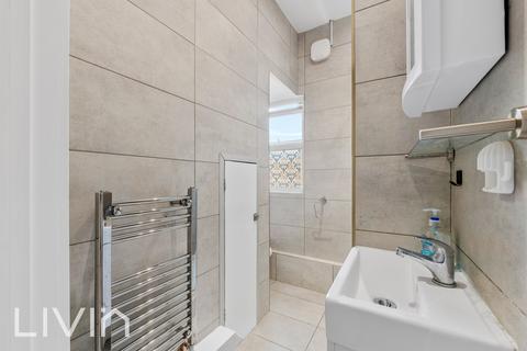 99 Milton Road, Croydon, CR0 2BJ