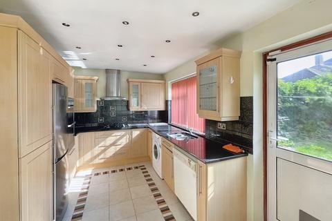 4 bedroom semi-detached house for sale, Andover Road, Orpington BR6