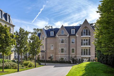 3 bedroom flat for sale, Magna Carta Park, Cooper's Hill, Englefield Green, Surrey, TW20