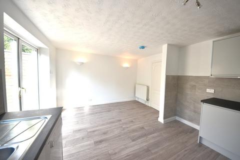 3 bedroom semi-detached house to rent, Micklefield Road, High Wycombe, Buckinghamshire, HP13
