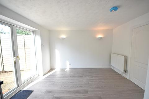 3 bedroom semi-detached house to rent, Micklefield Road, High Wycombe, Buckinghamshire, HP13