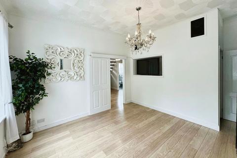128 Lewis Road, Neath, SA11 1DQ