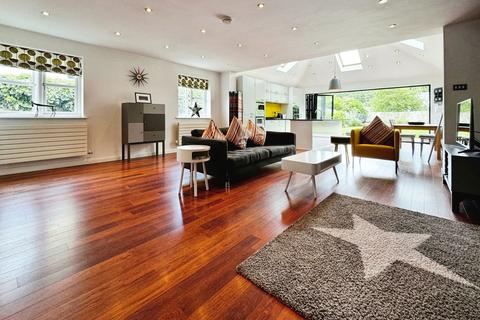 1a Cambridge Gardens, Helsby, Frodsham, WA6 9LW