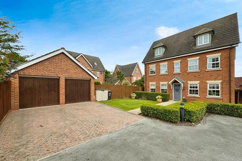 5 bedroom detached house for sale, Grange Close, Crewe CW2