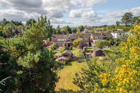 3 bedroom semi-detached house for sale, New Road, Kidderminster DY11