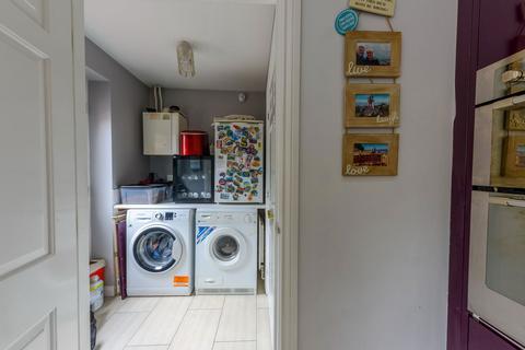 1 Ashbourne Ridge, Halesowen, B63 2BH
