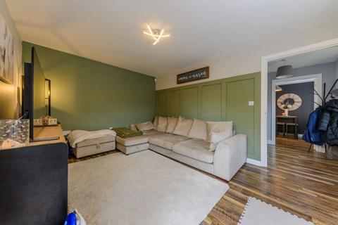 63 Cascade Way, Dudley, DY2 8RJ