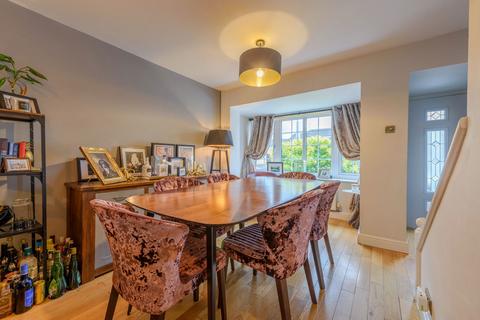 13 Forth Way, Halesowen, B62 9PR