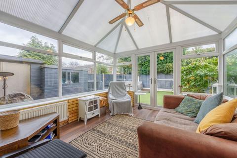 13 Forth Way, Halesowen, B62 9PR