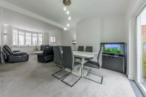 92 Barnford Crescent, Oldbury, B68 8PR