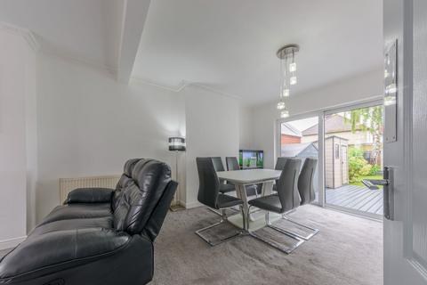 92 Barnford Crescent, Oldbury, B68 8PR