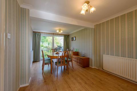8 Highmore Drive, Birmingham, B32 3JY